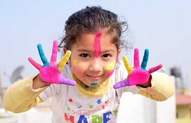 Giochi per Stimolare il Linguaggio nei Bambini: Guida Completa per Genitori e Educatori