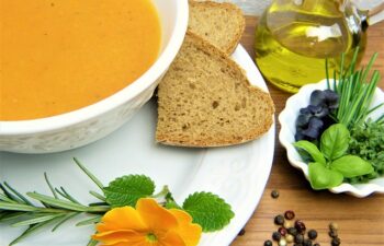 Ricette con Farina di Riso Senza Glutine: Guida Completa e Idee Creative
